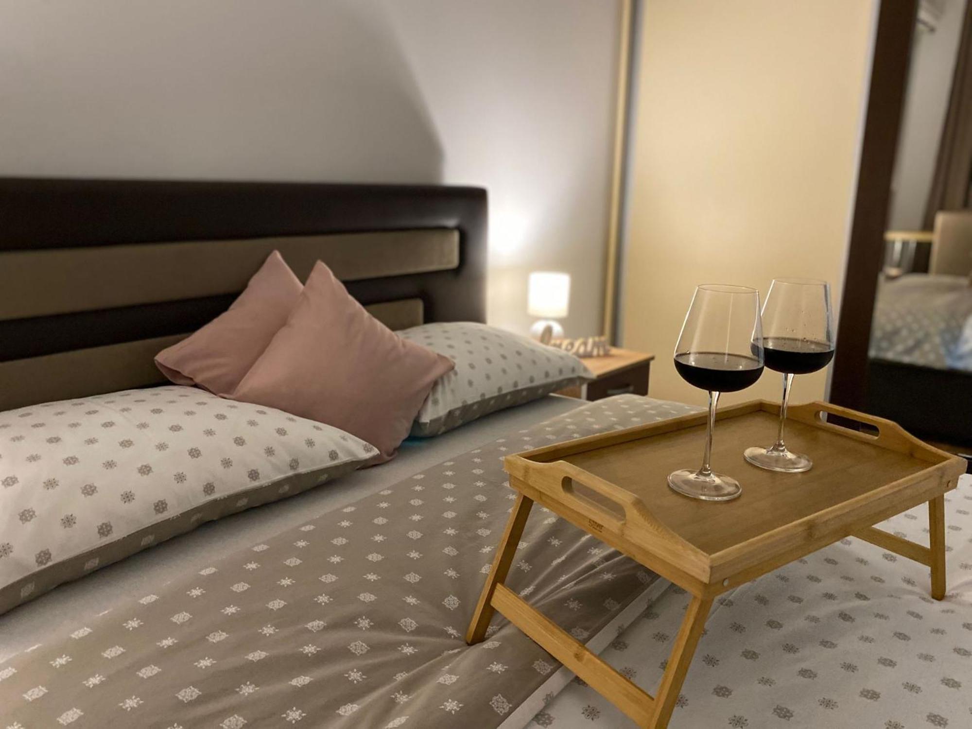 Apartman Ns Dan Centar Novi Sad Eksteriør bilde